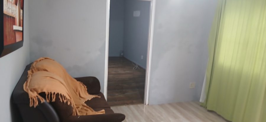 To Let 1 Bedroom Property for Rent in Vincent Heights Eastern Cape